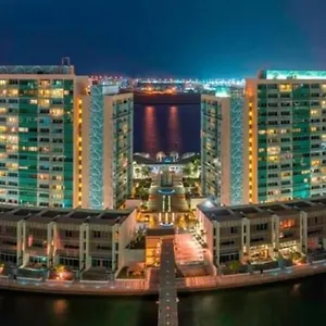 Luxury Private Sea View Апартаменты Абу-Даби